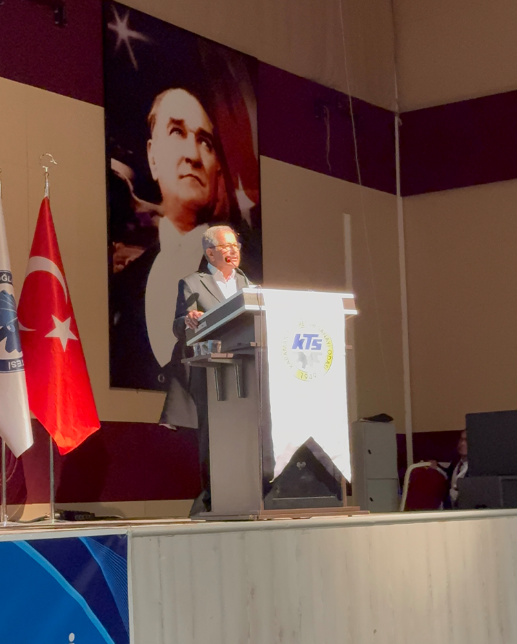 Toprakçılar Makina, Karaman Kariyer ve İstihdam Günleri'nde Gençlerle Buluştu